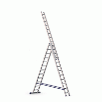 Трехсекционная универсальная лестница алюминиевая Алюмет H3 5312 3x12 ступеней